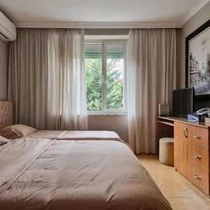 Center Cozy , Tirana Albania