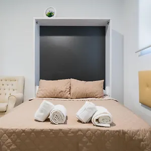 https://estudio-triana-salado-a.es-andalucia.com
